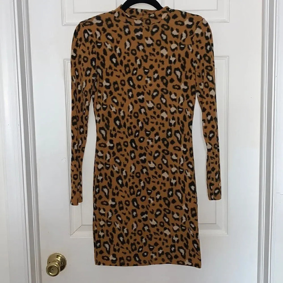 Forever21 Leopard Mock Neck Dress - Picture 2 of 6